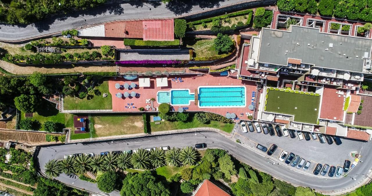 Residence Sant'Anna Пьетра-Лигуре Экстерьер фото